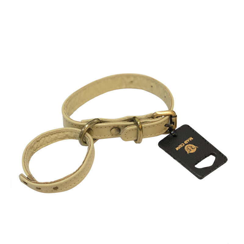  ست قلاده گردنی تسمه ای سگک دار بدون لید و دستبند سگ مدکاو Mad Cow Dog Collar with Buckle سایز M رنگ کرم 